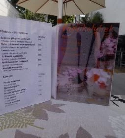 Kéttemplom Kávézó