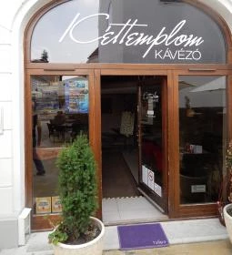 Kéttemplom Kávézó