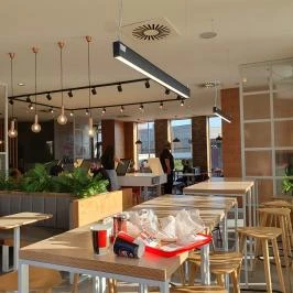 KFC - Komárom Komárom - Egyéb