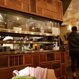 Khan Food & Bar, Budapest - Belső