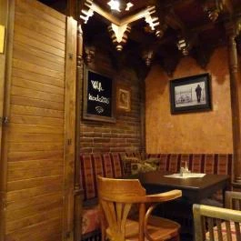 Kiadó Kocsma, Budapest - Belső