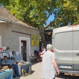 Királykő kocsma Kapolcs - Külső kép
