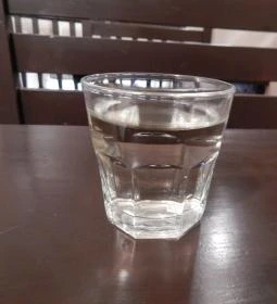 Kis Csülök Borozó