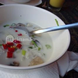 Kis Parázs 2.0 Leves & Wok Bár, Budapest - Étel/ital