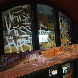 Kis Sarki kocsma, Budapest - Egyéb