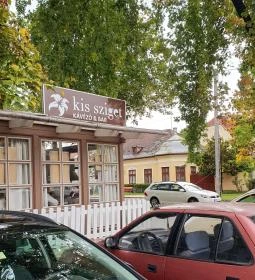 Kis Sziget Kávézó & Bár