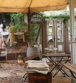 Kis Sziget Kávézó & Bár