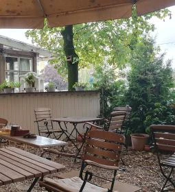 Kis Sziget Kávézó & Bár