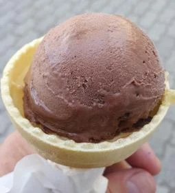 Kis Virág Presszó - Amaretto Fagyizó