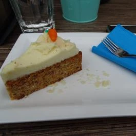 KisBécs Café & Ausztria Borai, Budapest - Étel/ital