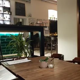 KISPIPA BAR & FOOD, Budapest - Belső