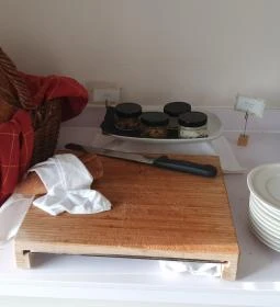 Kistücsök Food & Room