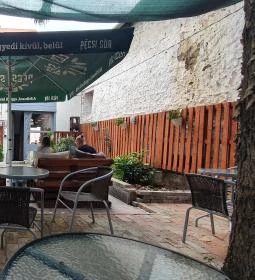 Kisülés Kávéműhely