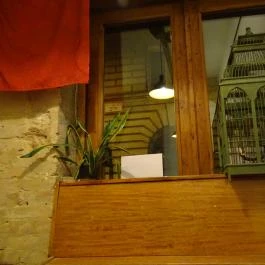 Kisüzem Budapest - Belső