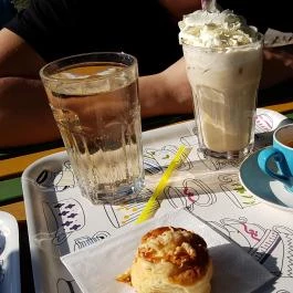 KisVilla, Biatorbágy - Étel/ital