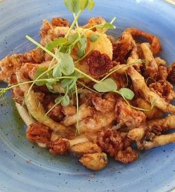 Knysa - Kitchen & Bar