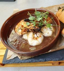 Knysa - Kitchen & Bar