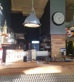 KOLBIzz Sausage & Beer House