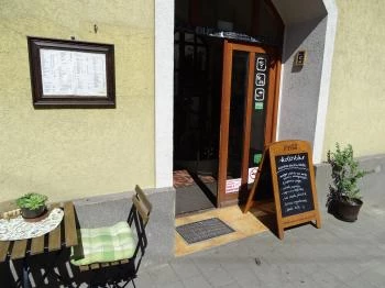 Kolorbár Kulturális Mulató Gyöngyös