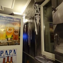 Komló és Tehén, Budaörs - Belső