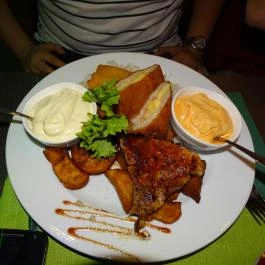 Kornélia Grill & Bar Békéscsaba - Étel/ital