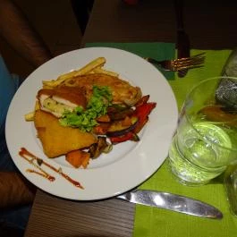 Kornélia Grill & Bar Békéscsaba - Étel/ital