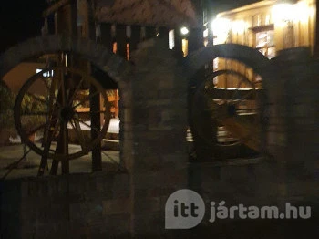 Korona Pizzéria Kiskőrös