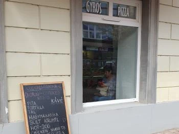 Korzó Fagyizó & Gofrizó Balassagyarmat