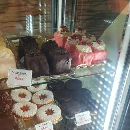 Kovács Cukrászda Esztergom - Egyéb