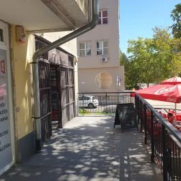 KovászVár Kézműves Pékség, Szolnok - Külső kép