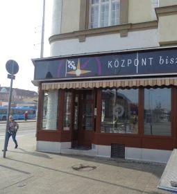 Központ Bisztró