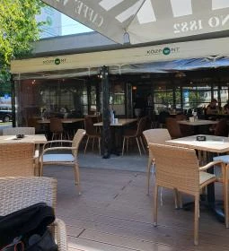Központ Café & Bistro