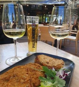 Központ Café & Bistro