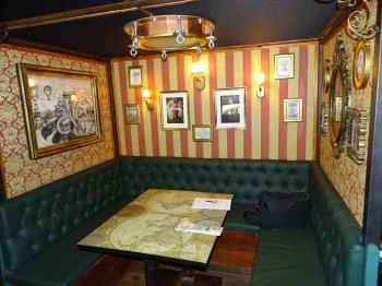 Krak'n Town Budapest