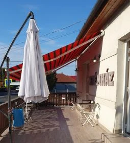 Krémház Cukrászda & Kávézó