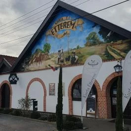 Kurta Étterem , Kiskőrös - Egyéb