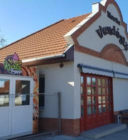 Kurta Kocsma Vendéglő