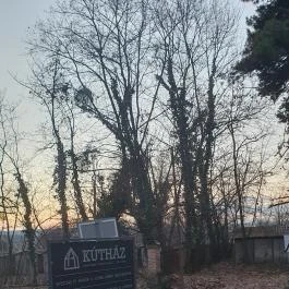 Kútház Kávézó Gödöllő - Egyéb