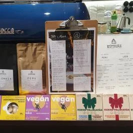 Kútház Kávézó Gödöllő - Egyéb