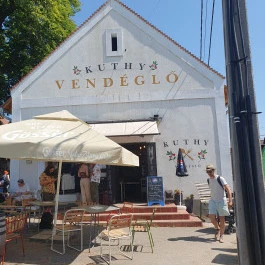 Kuthy Vendéglő Kapolcs - Külső kép