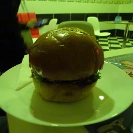 La Guillotine Bistro Budapest - Étel/ital