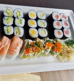 La Guna Sushi Bár