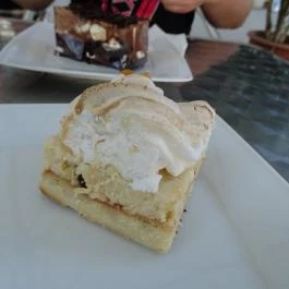 La Rosa - Belvárosi Cukrászda és Kávézó Nyíregyháza - Étel/ital