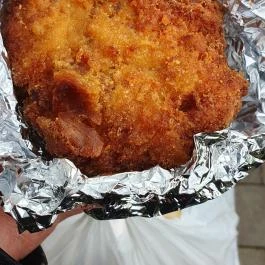 Lakomázó, Vác - Egyéb