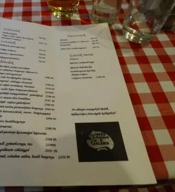 Lámpás Étterem és Galéria