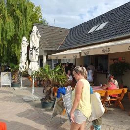 Lángos World, Balatonmáriafürdő - Külső kép