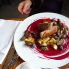 Larus Étterem és Rendezvényközpont Budapest - Étel/ital