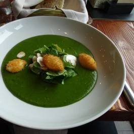 Larus Étterem és Rendezvényközpont, Budapest - Étel/ital