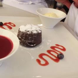 Larus Étterem és Rendezvényközpont, Budapest - Étel/ital