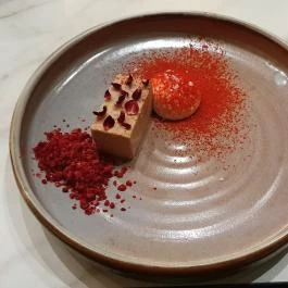 Laurel Budapest - Étel/ital